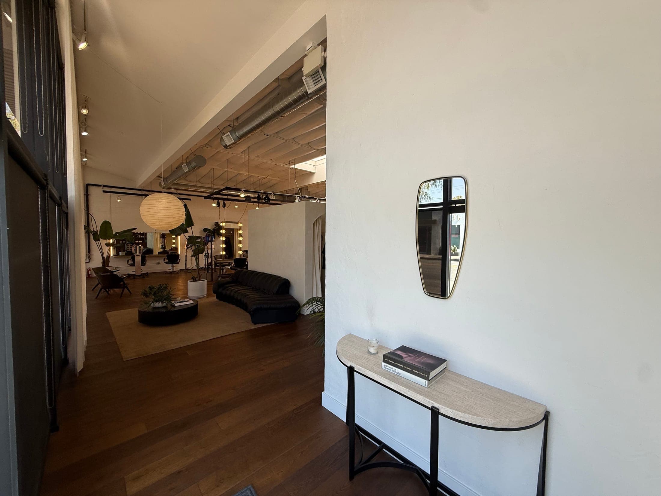 Los Angeles salon — 2